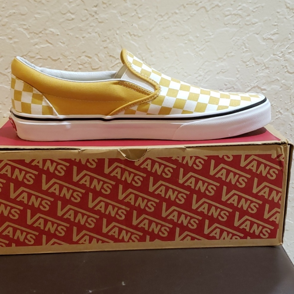 Brand new Vans classic slip on